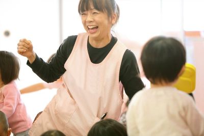 子育て中のお母さん先生もいるため子育てとの両立に理解のある幼稚園