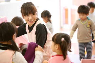 【東京都 立川市(武蔵砂川駅)】 一人ひとりの発達を見て、 一人ひとりを大切にした保育を行っている、 社会福祉法人・認可保育園