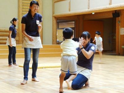 夏休みなど長期休み中は勤務がないため子供の幼稚園・学校に合わせて休められる幼稚園